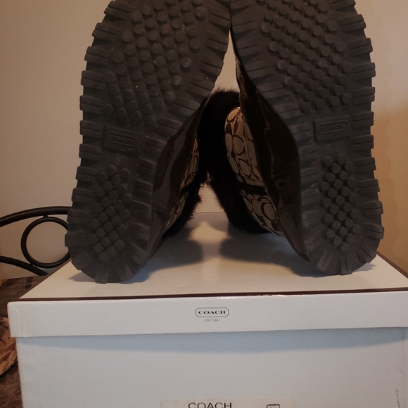 Authentic Coach Joyous Snow Boots - Picture 4 of 6
